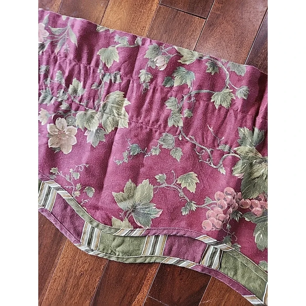 WAVERLY Chianti MERLOT RED GRAPES FLORAL striped‎ VALANCE 16X76